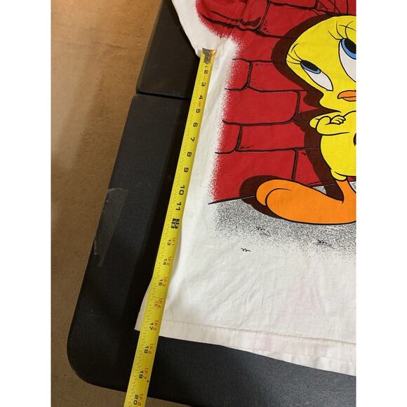 Vintage Tweety Bird Warner Bros. Big Print T-Shirt 90s Size XL - Picture 6 of 9